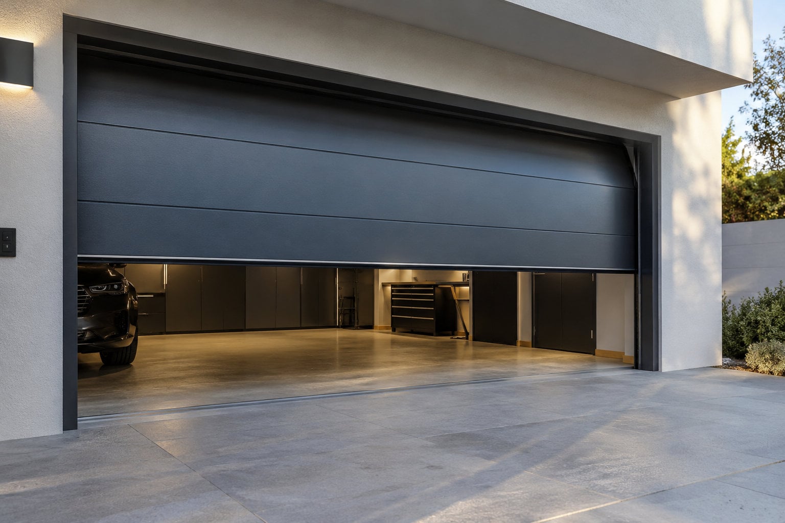 Garage aperto con controllo domotico
